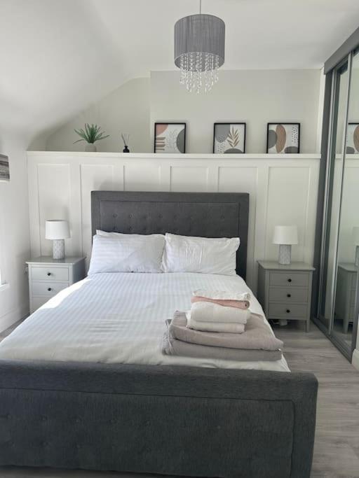 Westland - Stylish, Modern, Elegant, * Londonderry